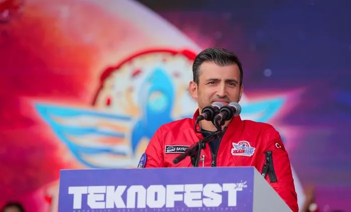 teknofestten-100yila-ozel-1-yilda-3-festival-45-milyon-ziyaretci-1696258205183.jpg