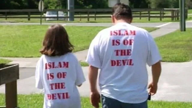 Onun İslam fobisi var...