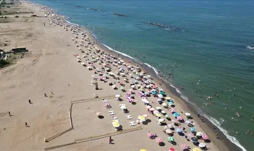 Sakarya’da skandal! Plajda kadınların fotoğraflarını çeken şüpheli tutuklandı