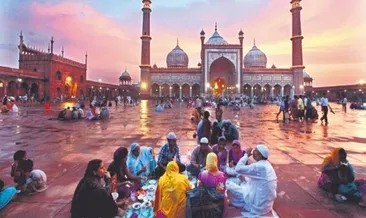 Kahire’nin ışıltısı Pakistan’ın kınası