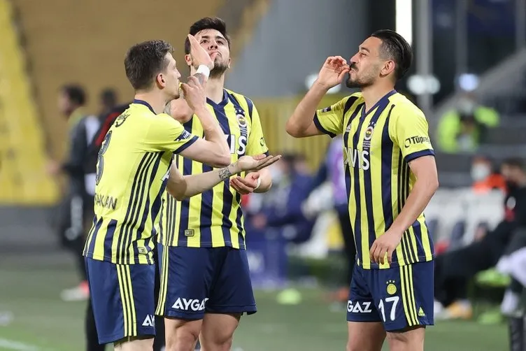 Son dakika: Fenerbahçe’den çifte transfer bombası! Emre Belözoğlu çok istiyor