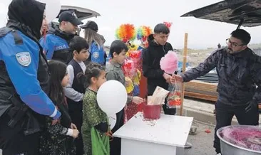 Polisten çocuklara sürpriz