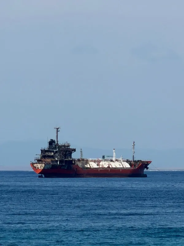 rusyada-dron-saldirisina-ugrayan-gas-aura-izmirde-1788775842675.jpg