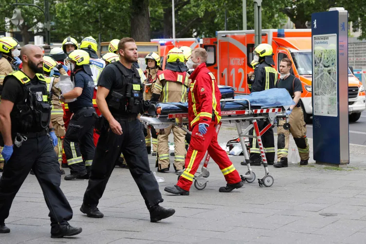 Almanya’yı kana bulayan sürücü Ermeni asıllı Türkiye düşmanı çıktı! Aracından çıkanlar dikkat çekti