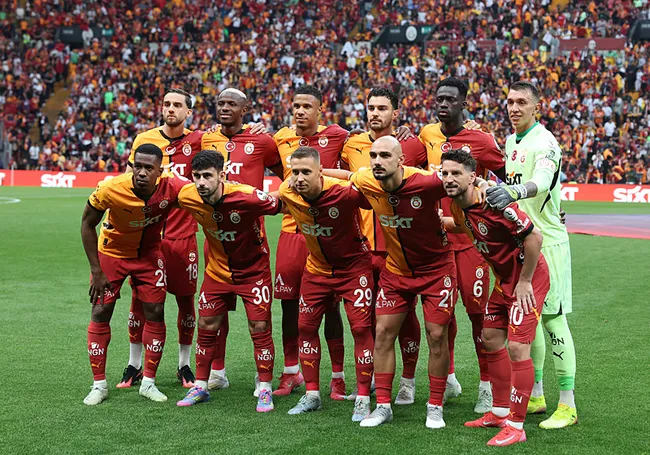 sampiyon-galatasaray-galibiyetle-bitirdi-basaksehiri-2-golle-gecti-1748631649589.jpg