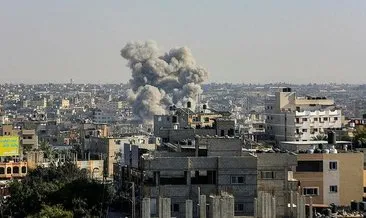 İşgalci İsrail Gazze Şeridi’nde bir camiyi daha bombaladı