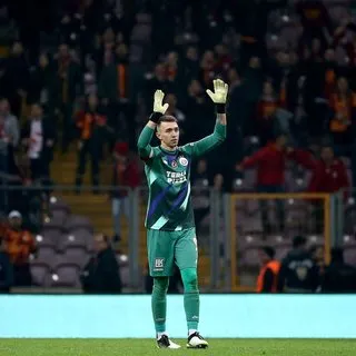 İstatistikleri altüst eden Fernando Muslera için övgü dolu sözler!