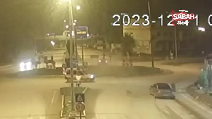 Otomobil kavşağa uçarak girdi | Video