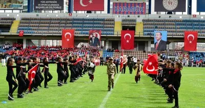 Cumhuriyet kenti Karabük'te 23 Nisan coşku ile kutlandı #karabuk