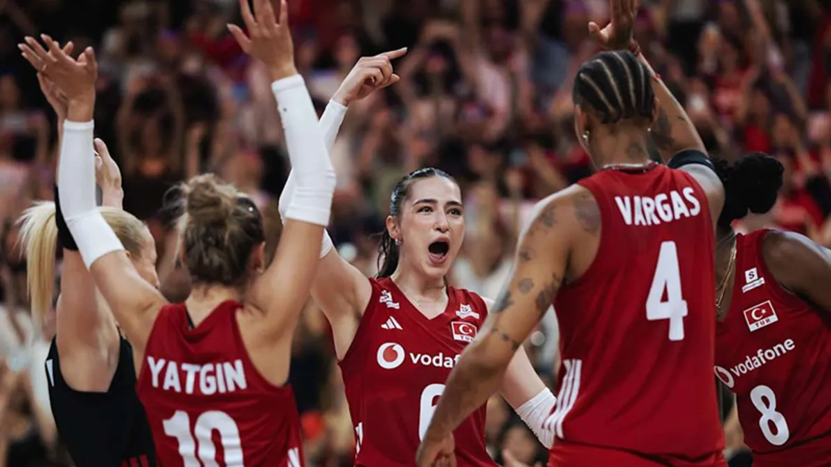 A Milli Kadın Voleybol Takımı’nın FIVB Voleybol Milletler Ligi 3. hafta kadrosu açıklandı! A Milli Kadın Voleybol Takımı’nın FIVB Voleybol Milletler Ligi 3. hafta kadrosu açıklandı!