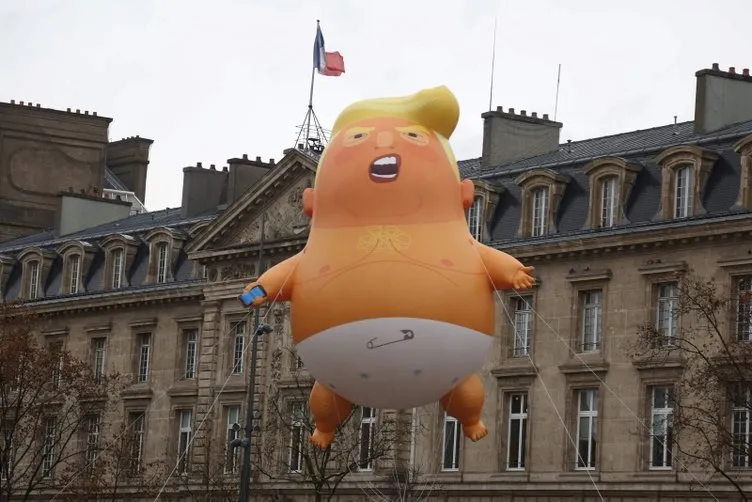 ABD Başkanı Trump, Paris’te protesto edildi