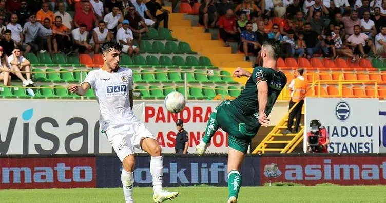 Alanyaspor sahasında Giresunspor ile 1-1 berabere kaldı