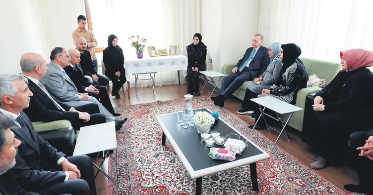 Erdoğan ve Bahçeli depremzede aileleri ziyaret etti