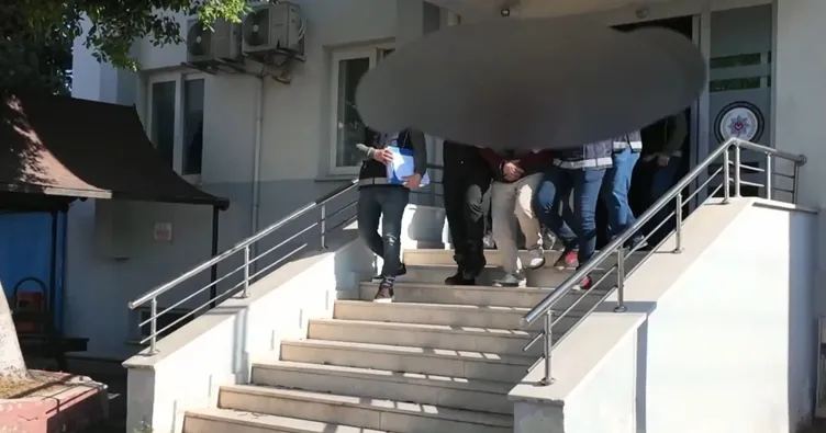 SON DAKİKA | Bakan Yerlikaya duyurdu! Mersin limanında göçmen kaçakçılığı operasyonu