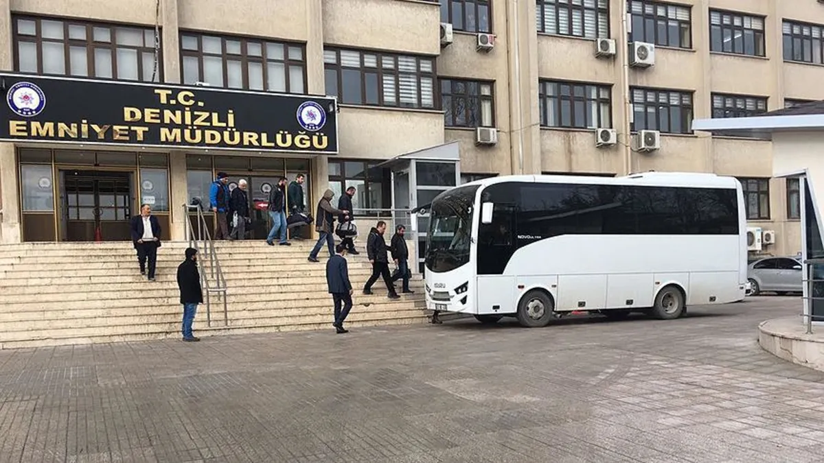 Denizli’de uyuşturucu operasyonu: 11 kişi tutuklandı Denizli’de uyuşturucu operasyonu: 11 kişi tutuklandı