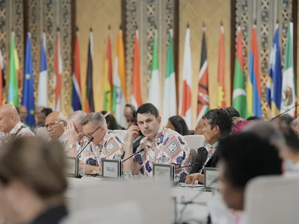 bakan-kurumdan-fijide-cop31-icin-diplomasi-trafigi-1791358804600.jpg