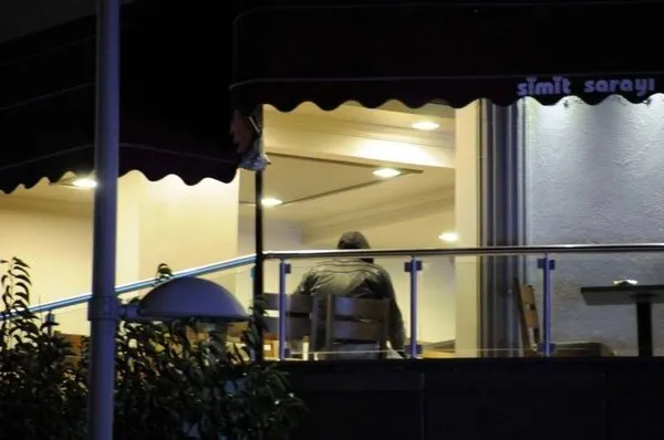 İntihar etmek isteyen gence vatandaş tabut fırlattı