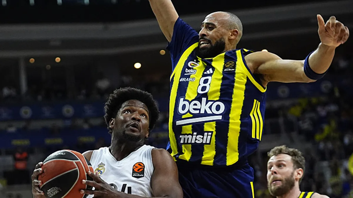 Anadolu Efes ile Fenerbahçe Beko karşılaşacak Anadolu Efes ile Fenerbahçe Beko karşılaşacak