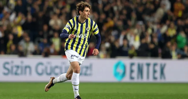 Fenerbahçe, 18 yaşındaki oyuncusu Bora Aydınlık’ı Hull City’ye kiraladı Fenerbahçe, 18 yaşındaki oyuncusu Bora Aydınlık’ı Hull City’ye kiraladı