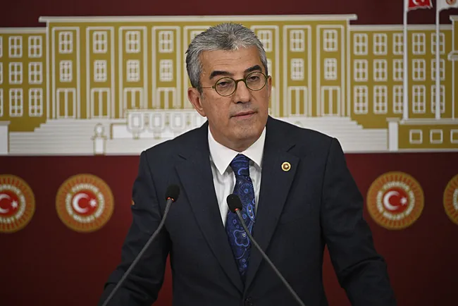 SON DAKİKA... CHP'de ihraç depremi! Ali Mahir Başarır ve Gökhan ...