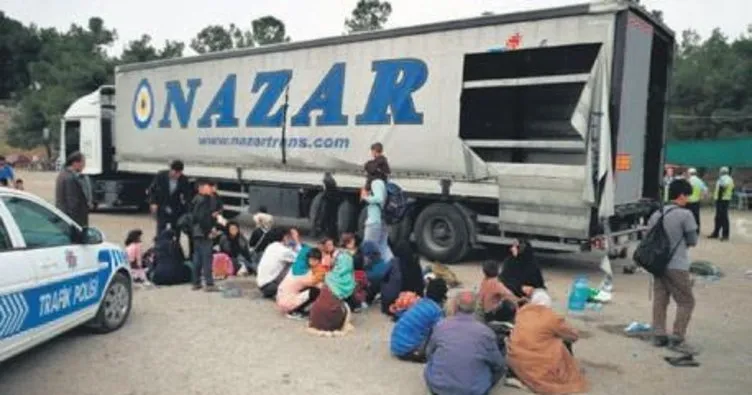 TIR dorsesinde 250 sığınmacı yakalandı