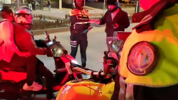 boluda-trafik-ekipleri-2-gun-2-saat-icerisinde-279-motosiklet-surucusunu-denetledi-1742303881408.jpg
