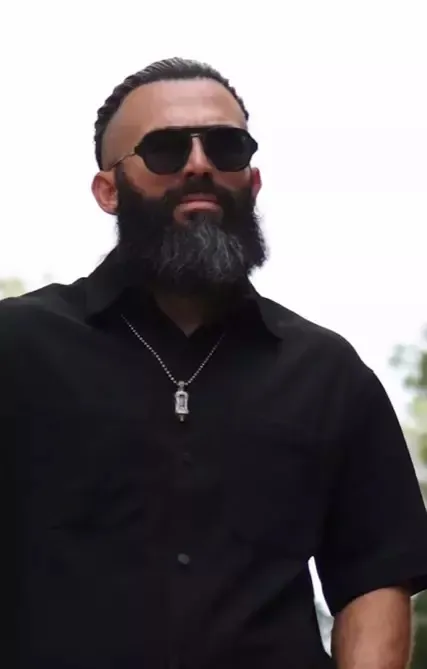Survivor Turabi’nin şarkısına erişim engeli getirildi! Sosyal medyada büyük tepki toplamıştı
