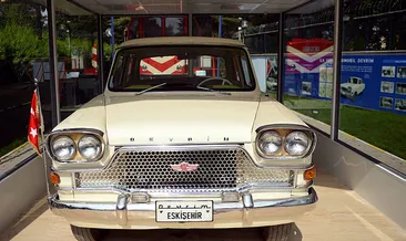 Devrim otomobiline ziyaretçi akını