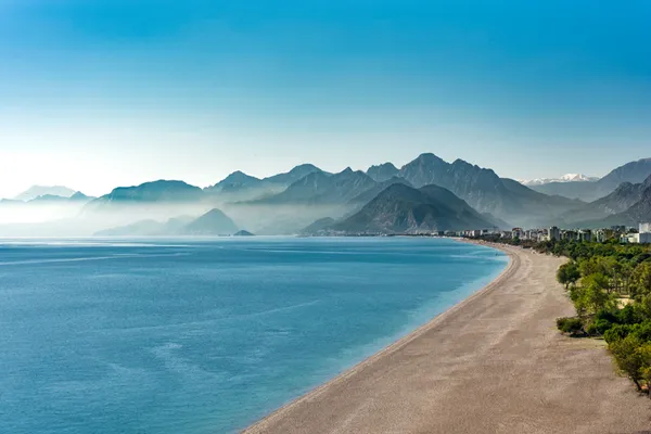 akdenizde-tatil-bir-baska-1660457724950.jpg