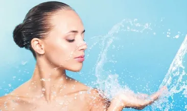 Canlı bir cilt için sadece su içmek yeterli mi?