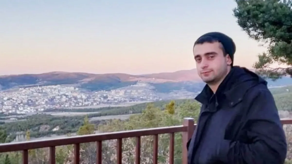 Yozgat’ta feci kaza! Traktörle yola savrulan gence önce kamyonet, sonra otomobil çarptı