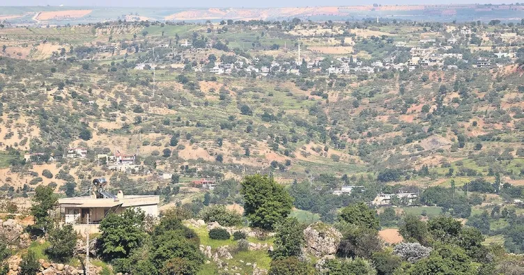Tepe çöktü, iki köy birbirini gördü