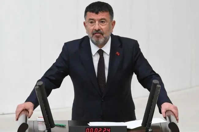 veli-agbabaya-20-milyon-lira-tehdidi-istanbuldan-malatyaya-adam-gonderdiler-4-supheli-tutuklandi-1788109128554.jpg
