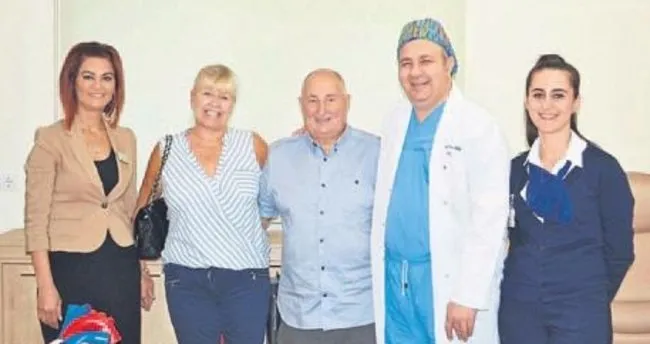 İngiliz hasta İzmir’de hayata döndürüldü