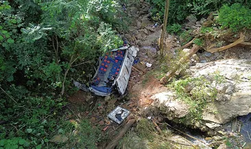 Kolombiya’da korkunç kaza: Okul otobüsü uçurumdan yuvarlandı!