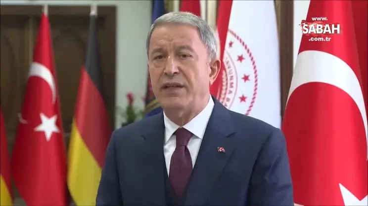 Milli Savunma Bakanı Hulusi Akar, Alman mevkidaşının yüzüne karşı söyledi: PKK eşittir YPG! | Video