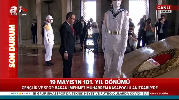 Gençlik ve Spor Bakanı Mehmet Muharrem Kasapoğlu Anıtkabir'de saygı duruşunda bulundu | Video