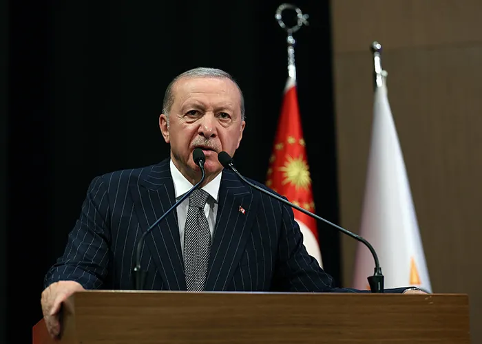 son-dakika-baskan-erdogandan-il-baskanlari-toplantisinda-onemli-mesajlar-eser-ve-hizmet-siyasetimizle-yeni-gon-1782397136117.jpg