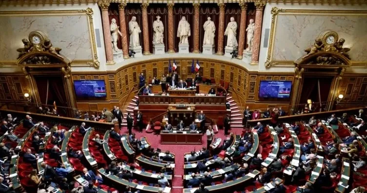 Fransa kısmi seçimlere gidiyor