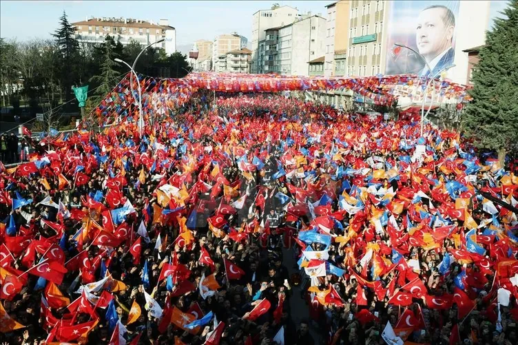 Listeler için son viraja girildi! 14 Mayıs için AK Parti'de büyük revizyon