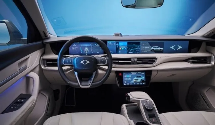 Fransız basını TOGG'u mercek altına aldı: Tek tek incelediler! Her şey çok hızlı gelişti