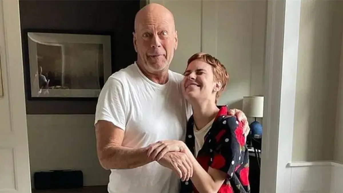 Yakında konuşamayacak Yakında konuşamayacak