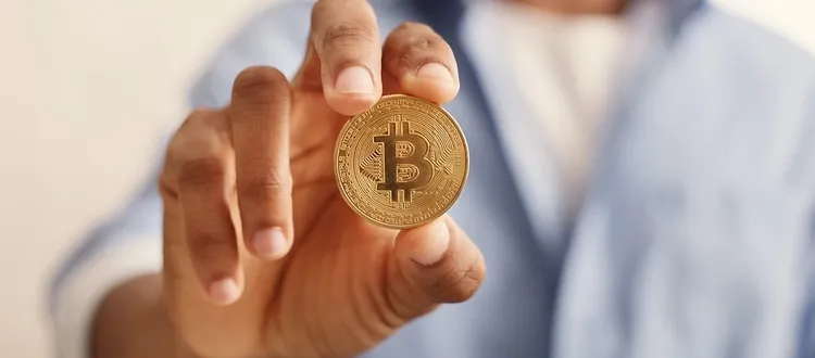 bitcoin-rekora-doymuyor-iste-yeni-zirvesi-1615715189424.jpg