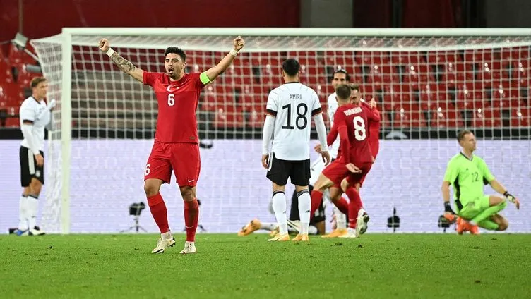 Emre Can'ın hareketine sosyal medyada büyük tepki!