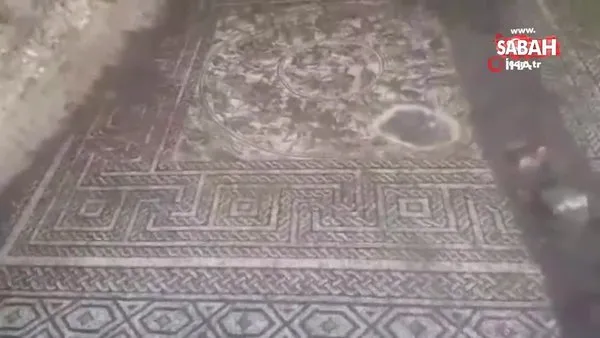 Suriye’de 4. yüzyıldan kaldığı tahmin edilen mozaik bulundu | Video