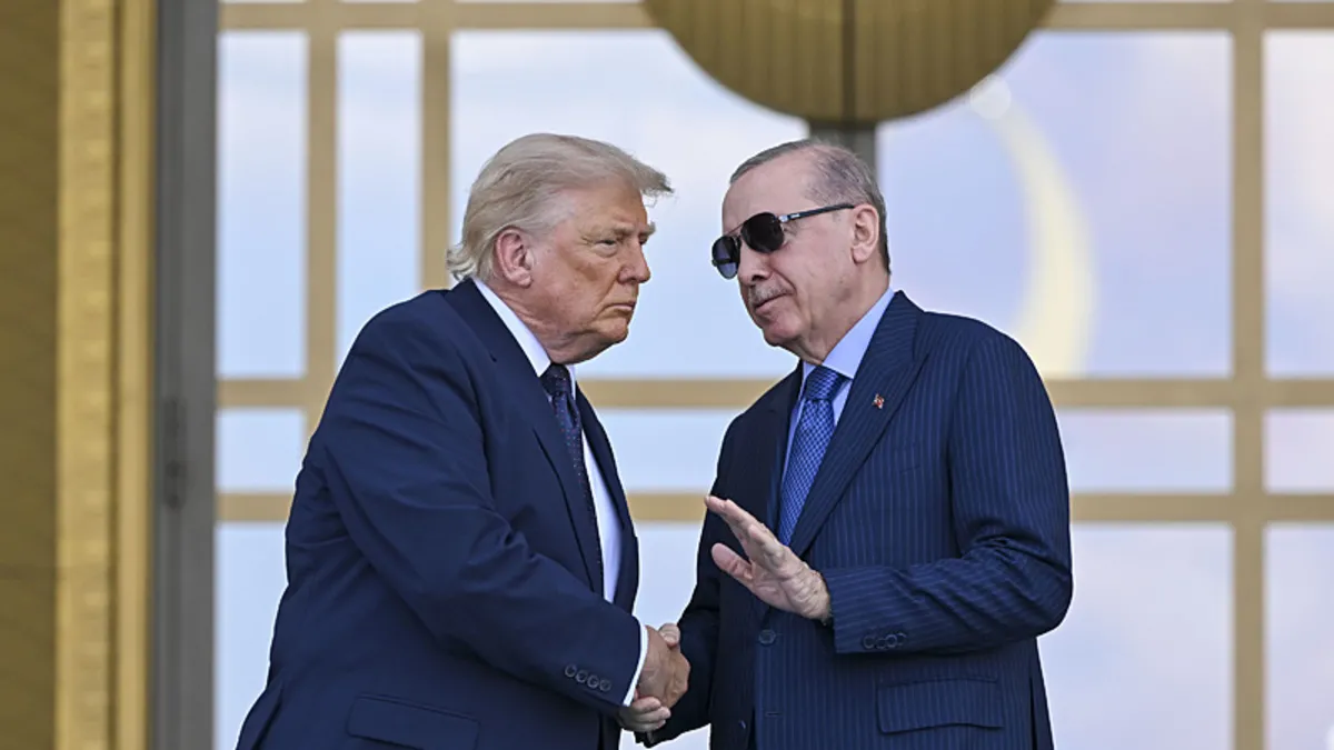 Başkan Erdoğan: Değerli dostum Trump’ı ağırlamaktan memnuniyet duydum Başkan Erdoğan: Değerli dostum Trump’ı ağırlamaktan memnuniyet duydum