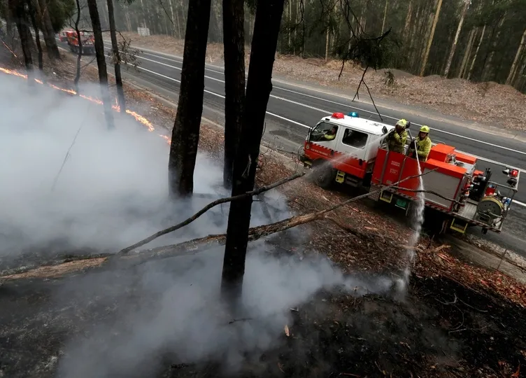 Avustralya yanıyor! NASA'dan korkutan görüntü...