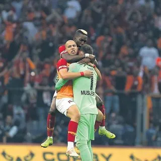 Onyekuru şampiyon yaptı, gidiyor