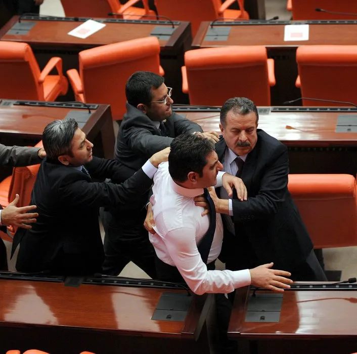 CHP milletvekili Aykut Erdoğdu’nun ilk vukuatı değilmiş!