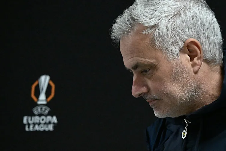 Son dakika haberi: Fenerbahçe’de Mourinho görüşme odasına! Sarı-lacivertlilerin geleceği şekilleniyor...